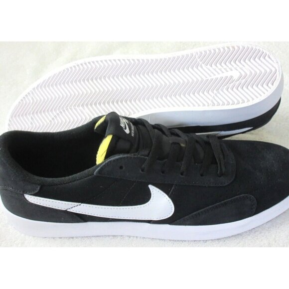 Nike Men's SB Heritage Vulc Classic Skate Shoes Black White Sizes NIB - Picture 2 of 5